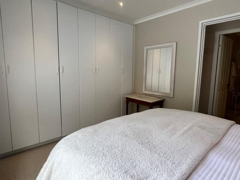 5 Bedroom Property for Sale in Outeniqua Strand Western Cape